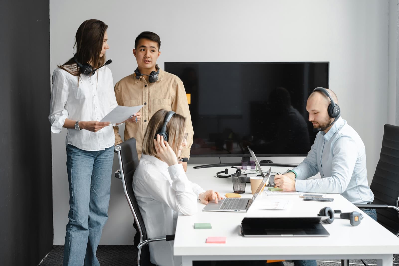 Call Center Communications advisory team