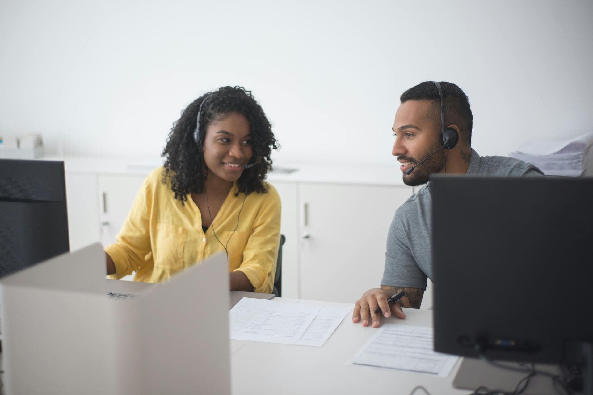 Call center agents in Colombia